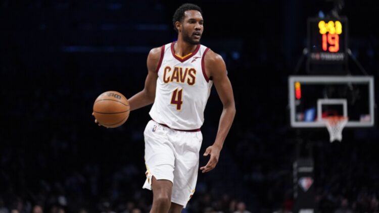 Evan Mobley receives the NBA Defensive Player of the Year