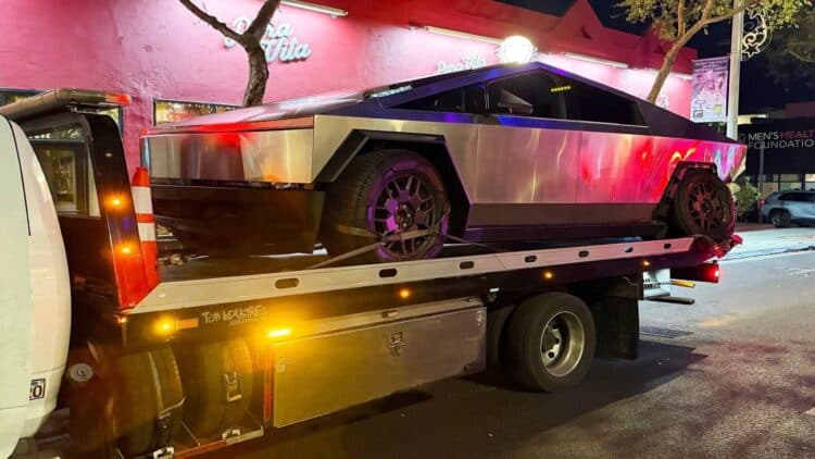 tesla cybertruck