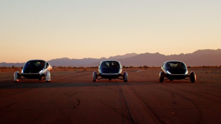 Solar car tested in desert