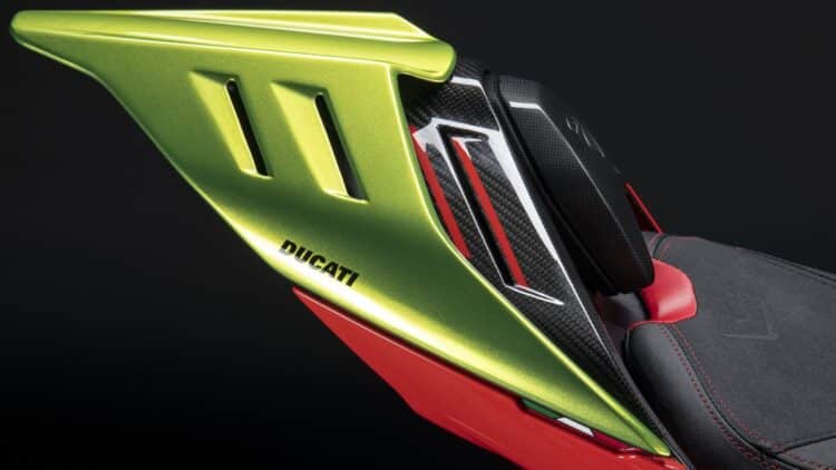 car motorbike lamborghini ducati